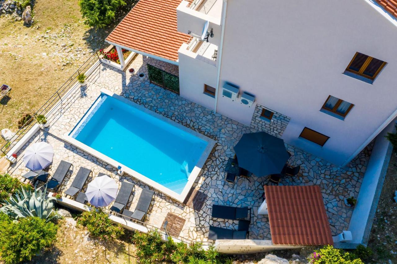 Apartments Villa Made 4U 米利尼 外观 照片