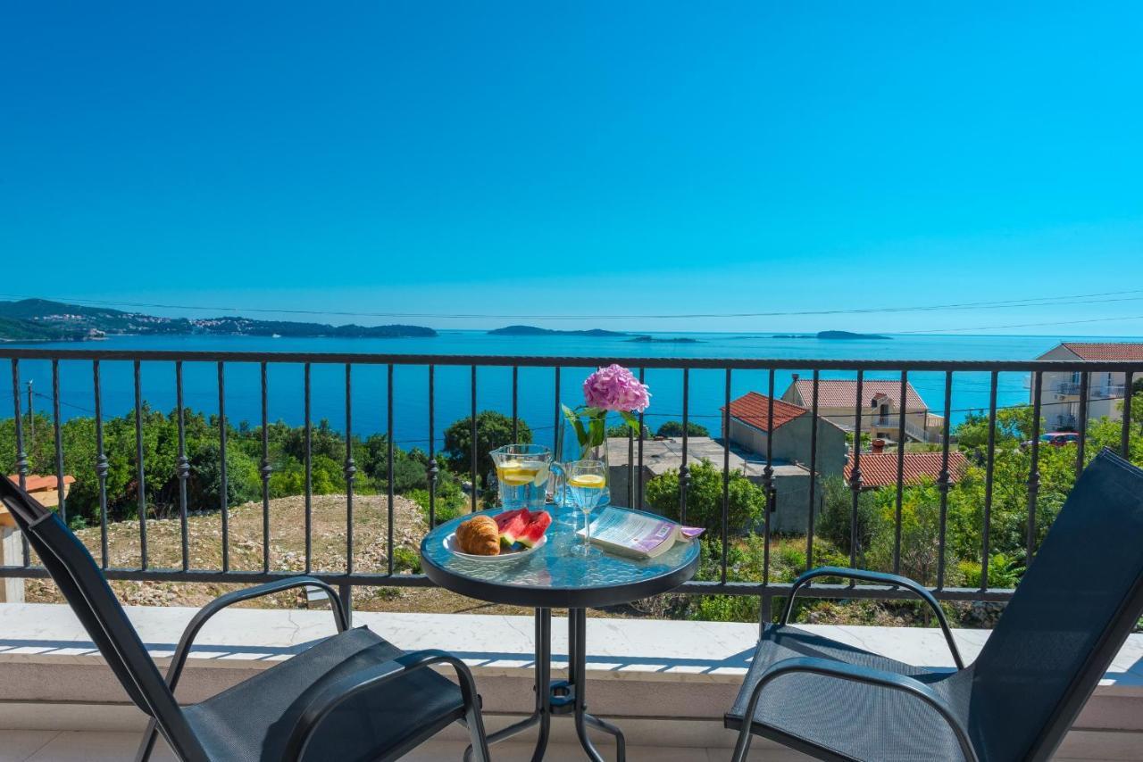 Apartments Villa Made 4U 米利尼 外观 照片