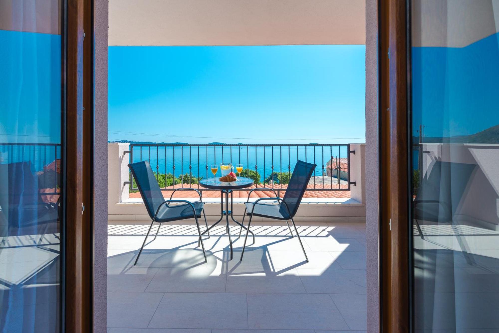 Apartments Villa Made 4U 米利尼 客房 照片