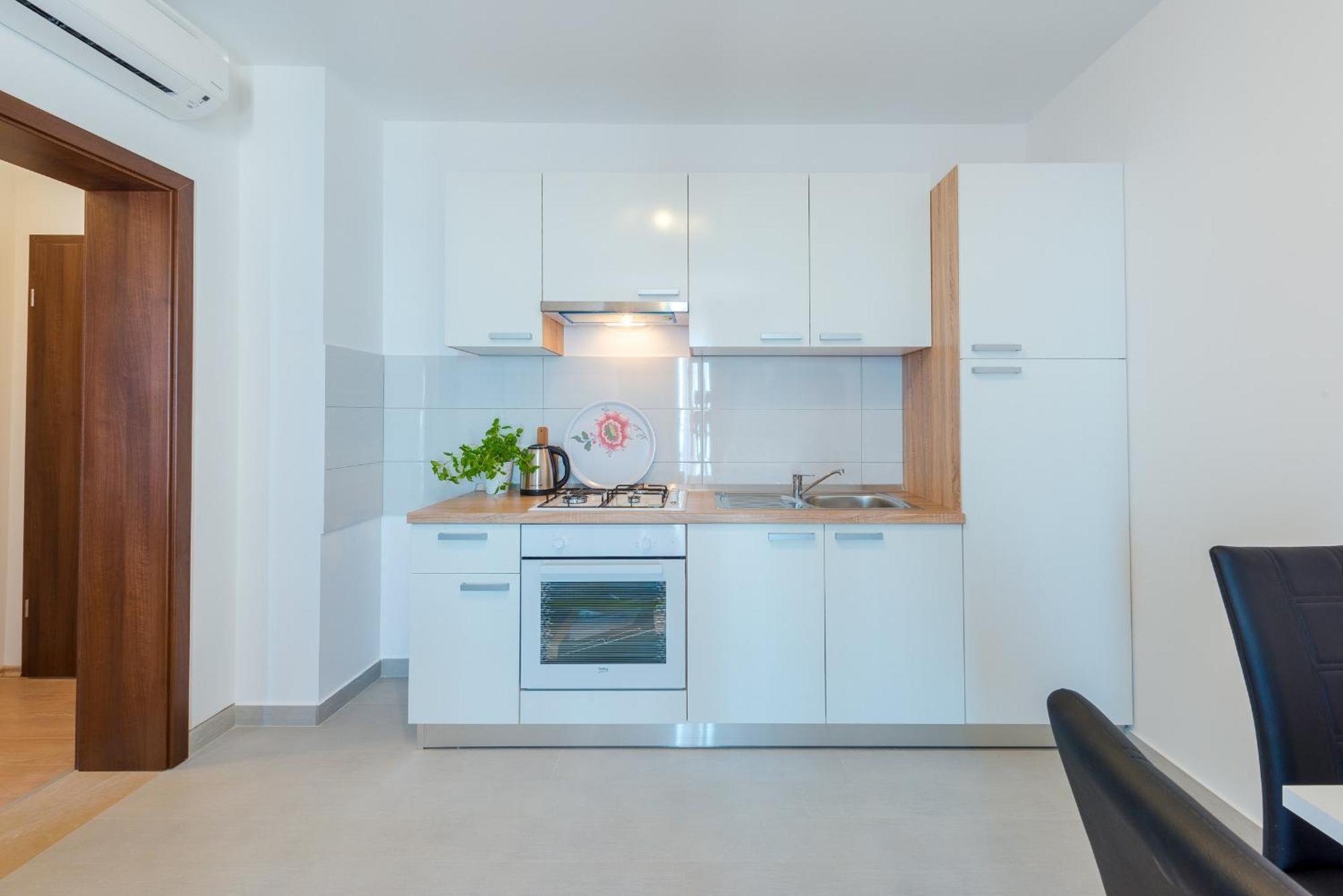 Apartments Villa Made 4U 米利尼 客房 照片