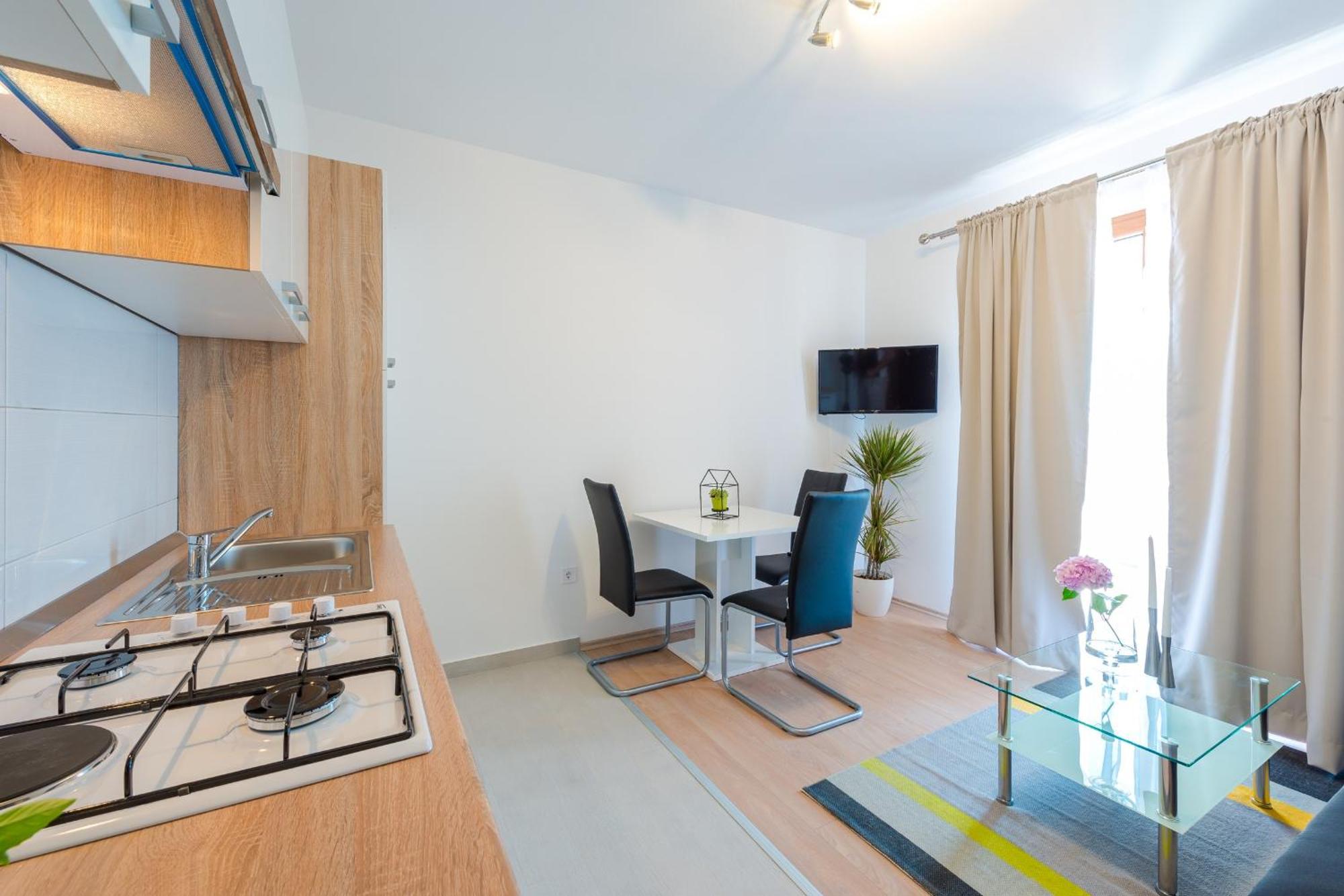 Apartments Villa Made 4U 米利尼 客房 照片